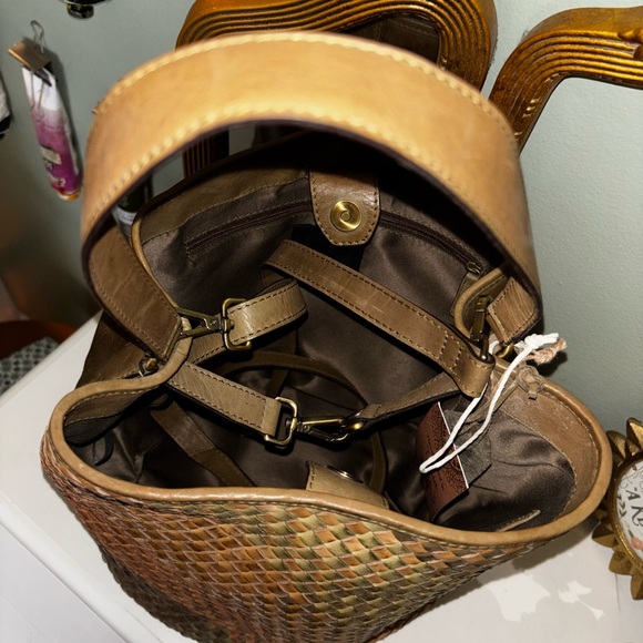 Woven Leather Bucket Bag - NWT - Picture 7 of 7